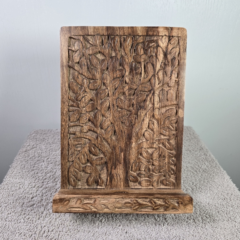 Carved Wooden Book Stand - Picture 12 of 12